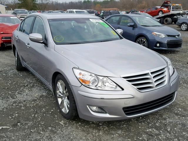 KMHGC4DF1AU072603 - 2010 HYUNDAI GENESIS 4. SILVER photo 1