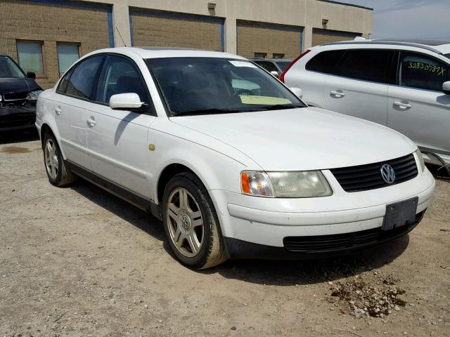 WVWPD23B7YE205115 - 2000 VOLKSWAGEN PASSAT GLX Ağ foto 1