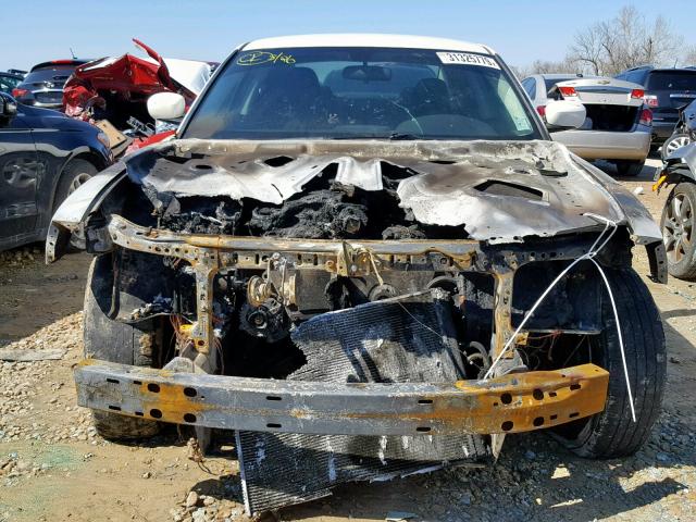 2B3CA3CV3AH228916 - 2010 DODGE CHARGER SX WHITE photo 9