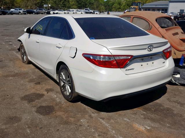 4T1BF1FK2FU094935 - 2015 TOYOTA CAMRY LE WHITE photo 3