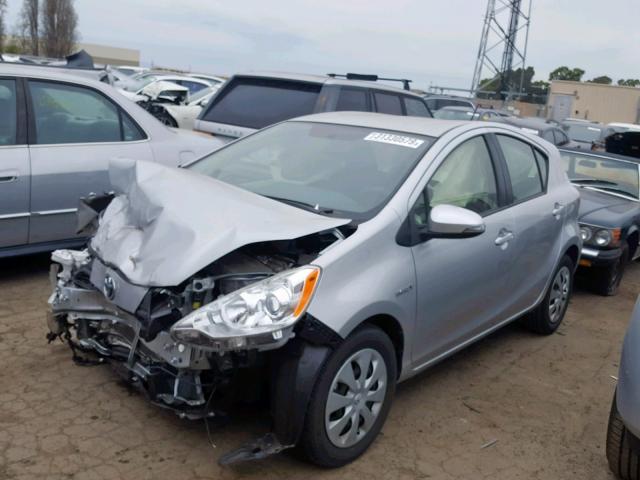 JTDKDTB31E1068878 - 2014 TOYOTA PRIUS C SILVER photo 2