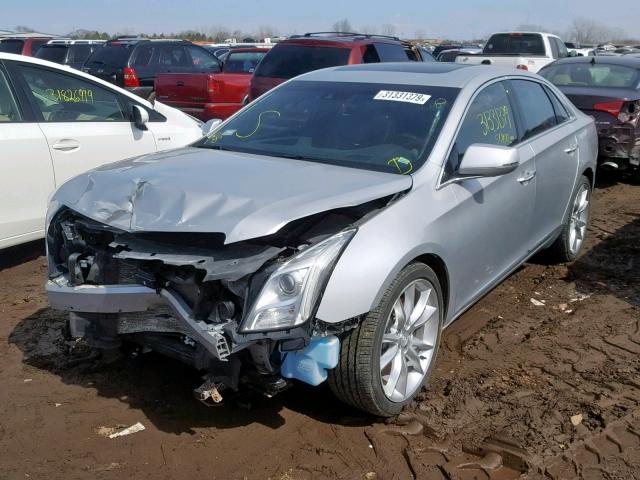 2G61S5S32G9100025 - 2016 CADILLAC XTS PLATIN SILVER photo 2