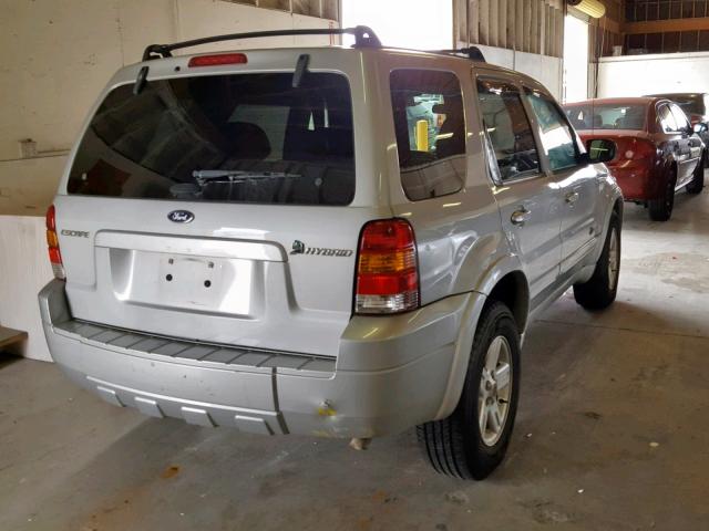 1FMCU96H05KD16346 - 2005 FORD ESCAPE HEV SILVER photo 4