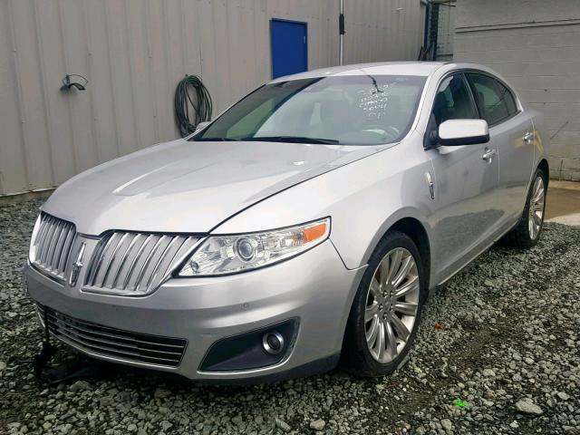 1LNHL9DR7AG608044 - 2010 LINCOLN MKS SILVER photo 2