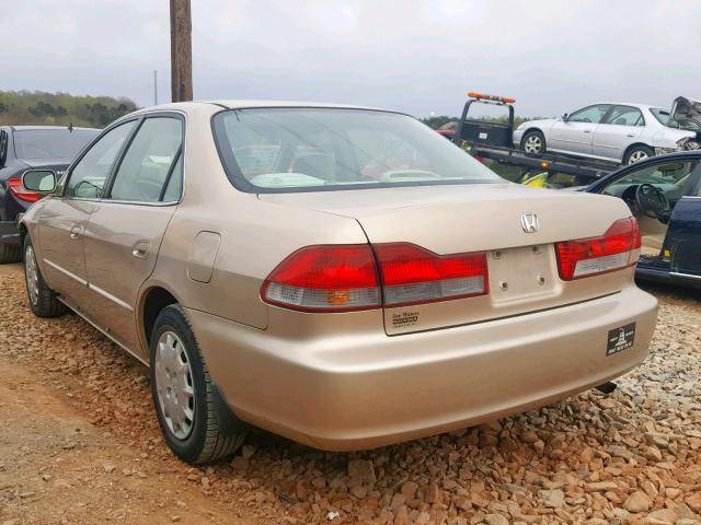 1HGCG564X2A003776 - 2002 HONDA ACCORD LX GOLD photo 3