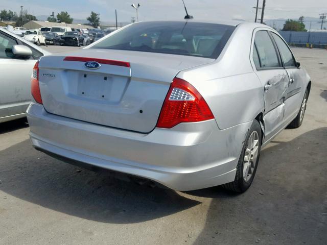 3FAHP0GA8CR240551 - 2012 FORD FUSION S GRAY photo 4