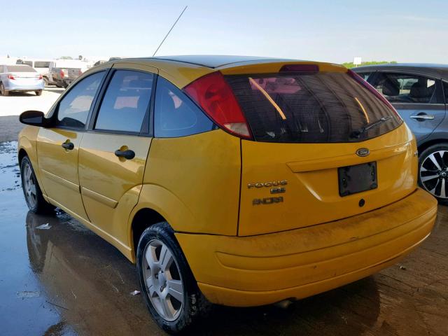 1FAFP37N16W173420 - 2006 FORD FOCUS ZX5 YELLOW photo 3