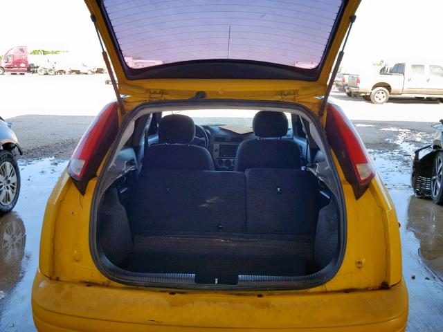 1FAFP37N16W173420 - 2006 FORD FOCUS ZX5 YELLOW photo 9