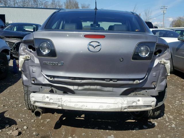 JM1BK323861405098 - 2006 MAZDA 3 S SILVER photo 9