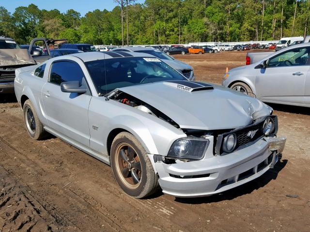 1ZVFT82H375305859 - 2007 FORD MUSTANG GT SILVER photo 1