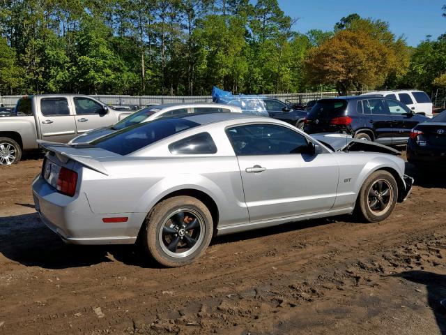 1ZVFT82H375305859 - 2007 FORD MUSTANG GT SILVER photo 9