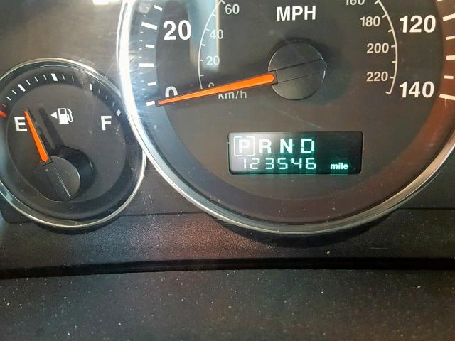 1J8HH48K06C349250 - 2006 JEEP COMMANDER WHITE photo 8