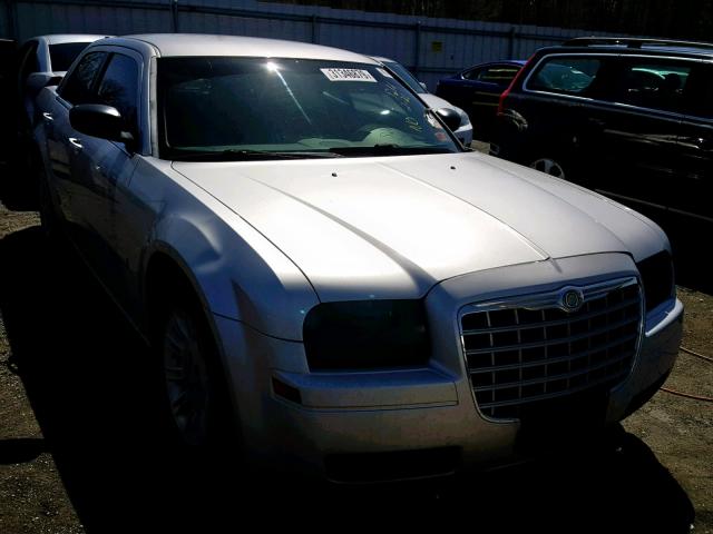 2C3KA43R27H619099 - 2007 CHRYSLER 300 SILVER photo 1