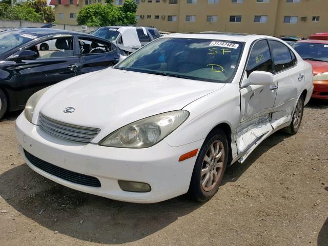 JTHBF30G720076323 - 2002 LEXUS ES 300 WHITE photo 2