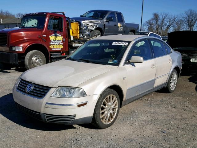 WVWMD63B13P100383 - 2003 VOLKSWAGEN PASSAT GL TWO TONE photo 2