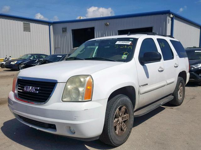 1GKFC13J67R153021 - 2007 GMC YUKON WHITE photo 2