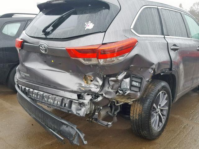 5TDJZRFH4JS820303 - 2018 TOYOTA HIGHLANDER GRAY photo 9