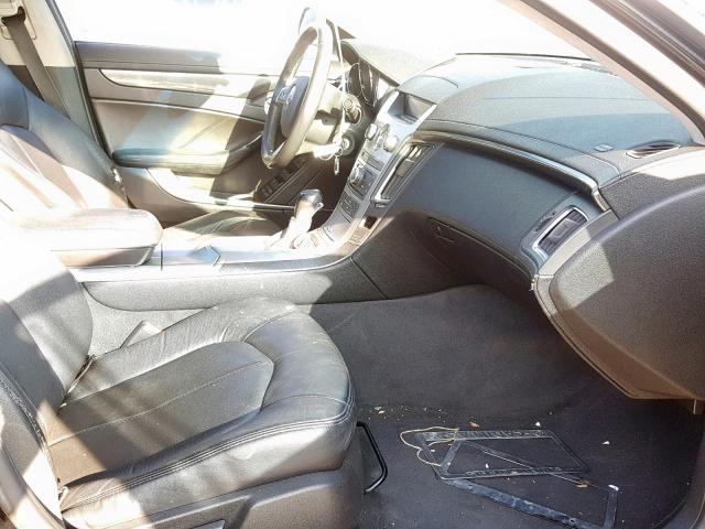 1G6DF577X80128325 - 2008 CADILLAC CTS BLACK photo 5