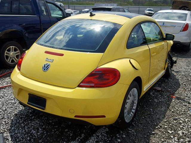 3VWJP7AT4EM616142 - 2014 VOLKSWAGEN BEETLE YELLOW photo 4