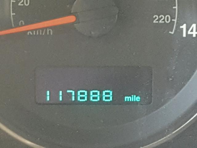 1J8HG48N86C231864 - 2006 JEEP COMMANDER BLACK photo 8