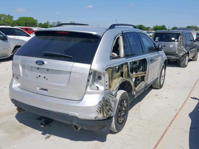 2FMDK3GC5DBE10256 - 2013 FORD EDGE SE SILVER photo 4