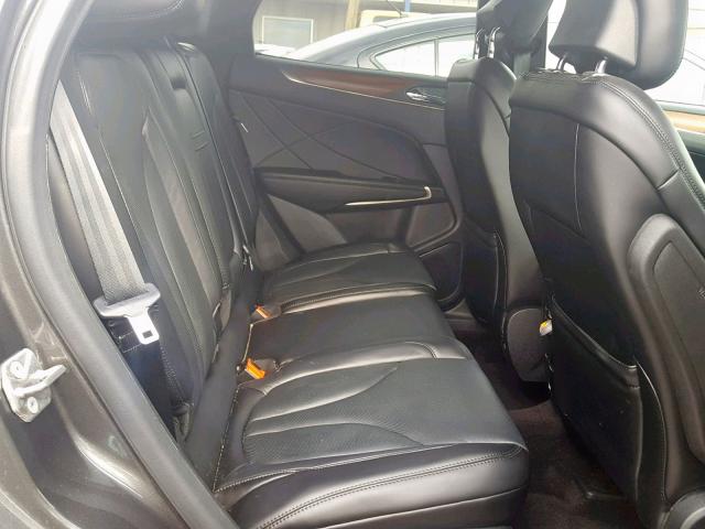 5LMCJ3C92JUL29016 - 2018 LINCOLN MKC RESERV ნაცრისფერი ფოტო 6