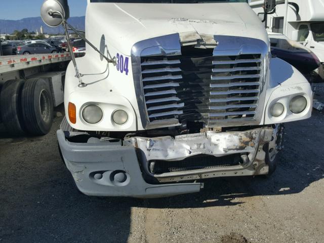 1FUJBBCG34LM73259 - 2004 FREIGHTLINER CONVENTION WHITE photo 7