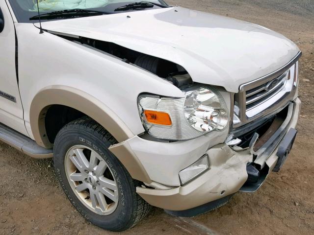 1FMEU74E98UB23031 - 2008 FORD EXPLORER E WHITE photo 9