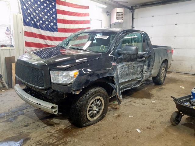 5TFUY5F11AX153390 - 2010 TOYOTA TUNDRA DOUBLE CAB SR5  photo 2