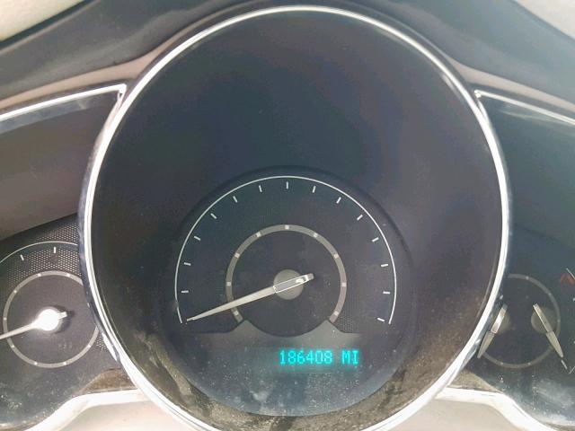 1G1ZA5EUXCF139124 - 2012 CHEVROLET MALIBU LS WHITE photo 8