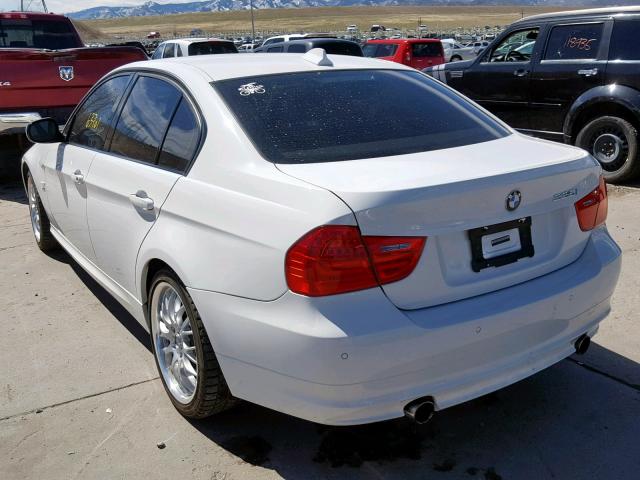 WBAPL33599A515842 - 2009 BMW 335 XI WHITE photo 3