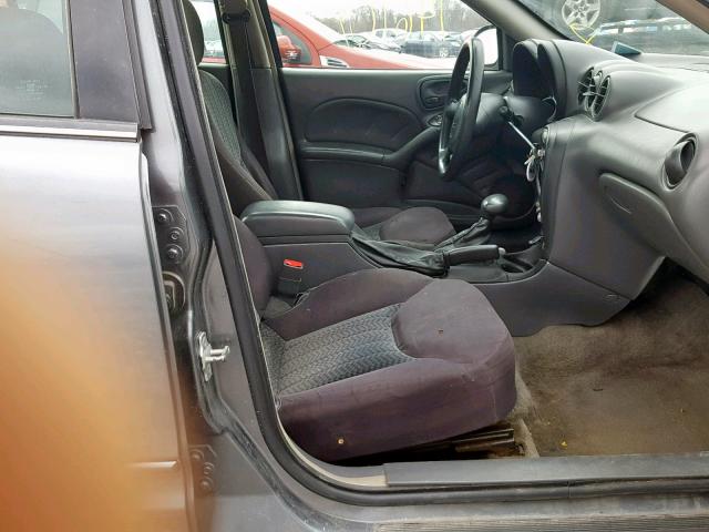1G2NF52EX4M666117 - 2004 PONTIAC GRAND AM S GRAY photo 5