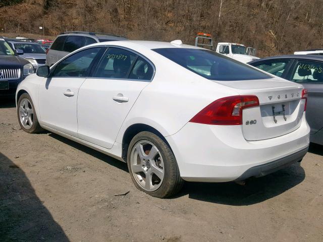 YV1622FS4C2029349 - 2012 VOLVO S60 T5 WHITE photo 3