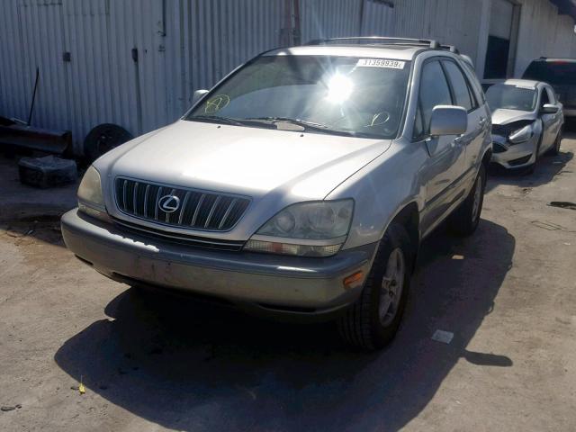 JTJHF10U410178289 - 2001 LEXUS RX 300 SILVER photo 2