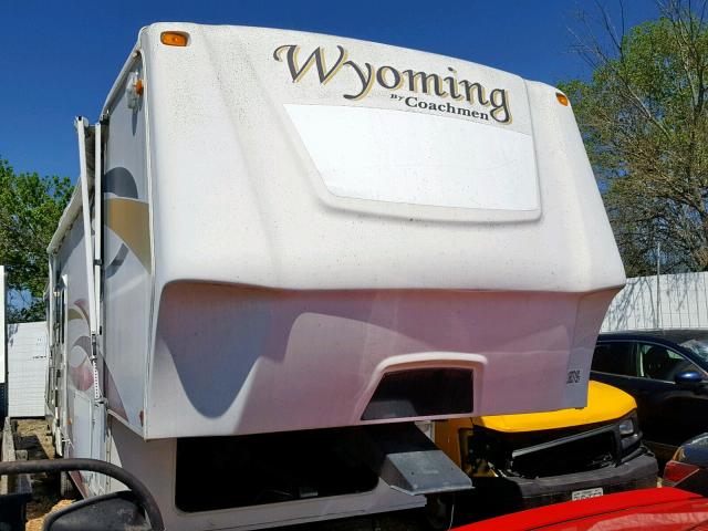 1TC3B682371307073 - 2007 COACH WYOMING WHITE photo 1