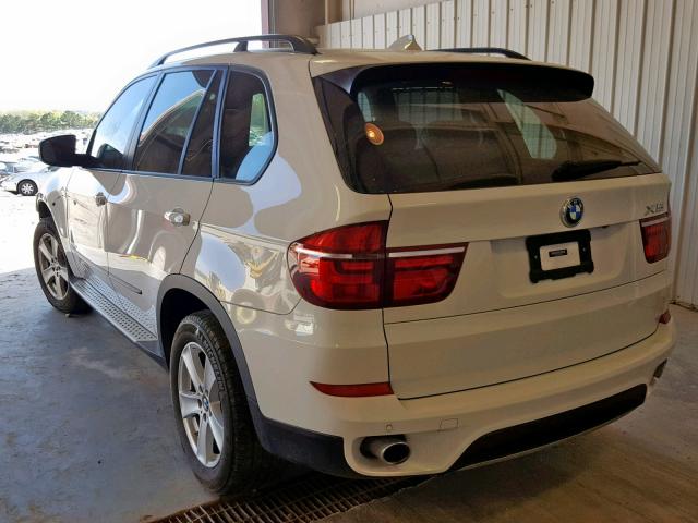 5UXZW0C51CL666802 - 2012 BMW X5 XDRIVE3 WHITE photo 3