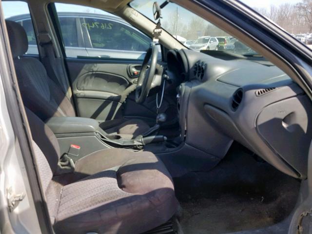1G2NE52F64M630355 - 2004 PONTIAC GRAND AM S SILVER photo 5