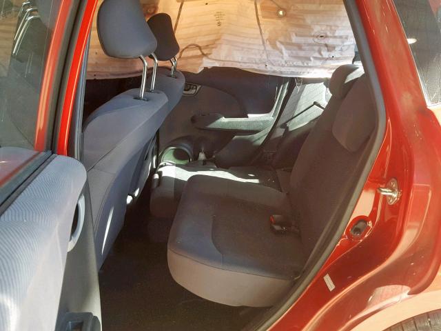 JHMGE8H31BS008496 - 2011 HONDA FIT RED photo 6