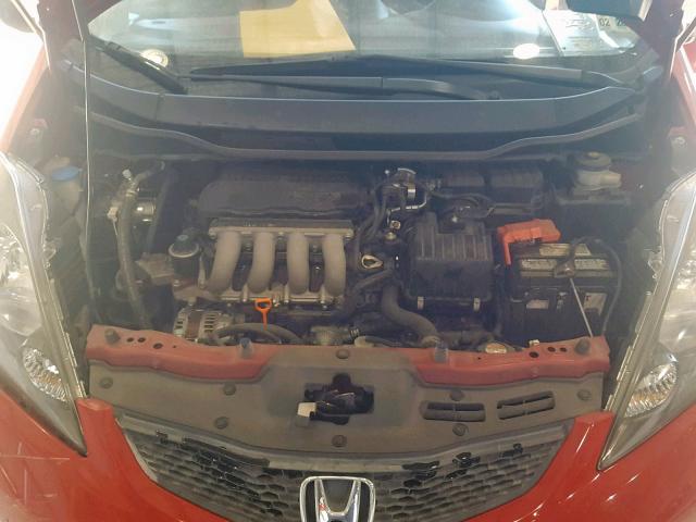 JHMGE8H31BS008496 - 2011 HONDA FIT RED photo 7