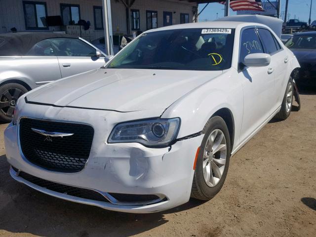 2C3CCAAG3FH864510 - 2015 CHRYSLER 300 LIMITE WHITE photo 2