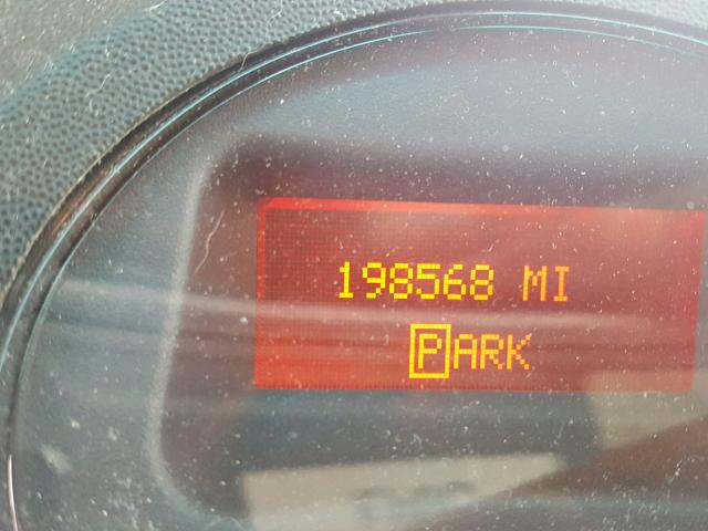 2G2WP522941294952 - 2004 PONTIAC GRAND PRIX GRAY photo 8