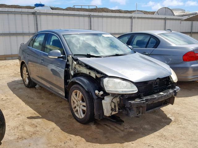 3VWEF71KX7M061129 - 2007 VOLKSWAGEN JETTA WOLF GRAY photo 1