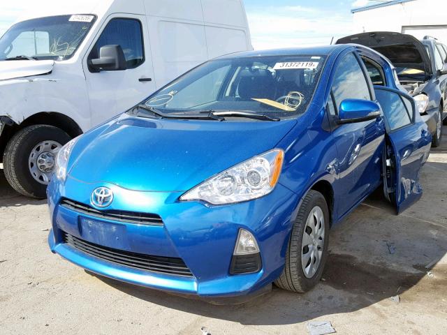 JTDKDTB38E1072166 - 2014 TOYOTA PRIUS C BLUE photo 2