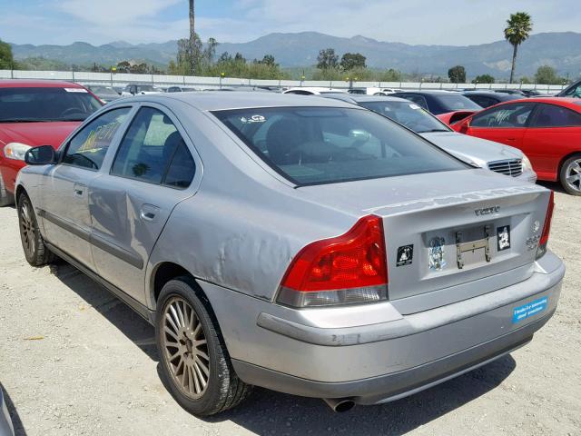 YV1RS58DX22164038 - 2002 VOLVO S60 2.4T SILVER photo 3