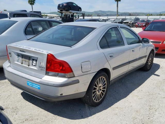 YV1RS58DX22164038 - 2002 VOLVO S60 2.4T SILVER photo 4
