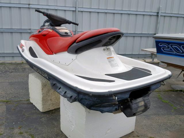 HPSA0453F506 - 2006 HONDA AQUATRAX WHITE photo 3