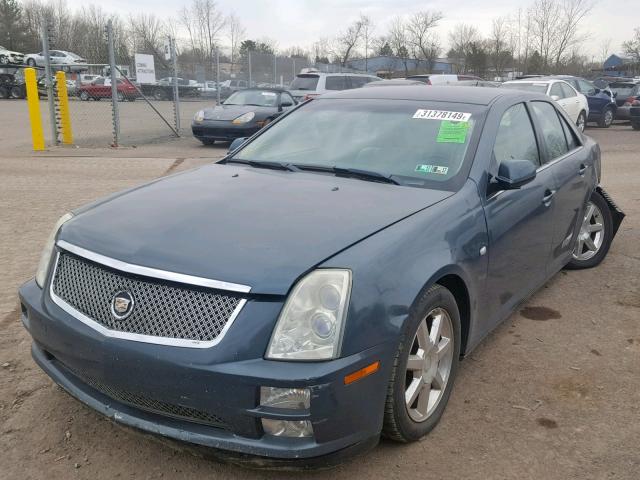 1G6DW677560171229 - 2006 CADILLAC STS GREEN photo 2