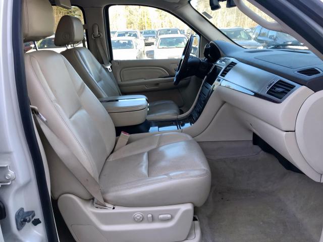 3GYFK62877G217197 - 2007 CADILLAC ESCALADE E WHITE photo 5