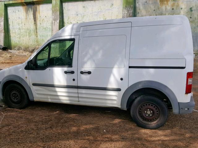 NM0LS7AN4AT026558 - 2010 FORD TRANSIT CO WHITE photo 9