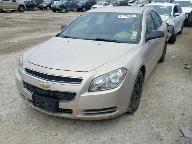 1G1ZG57B69F235562 - 2009 CHEVROLET MALIBU LS GOLD photo 2